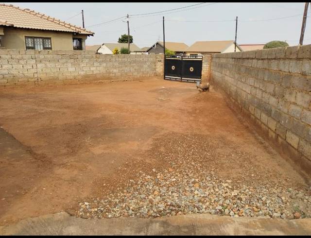 2 BEDROOM HOUSE FOR SALE IN PROTEA GLEN